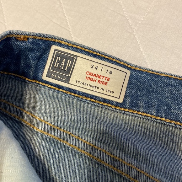 Cigarette High Rise Jean - Picture 4 of 5